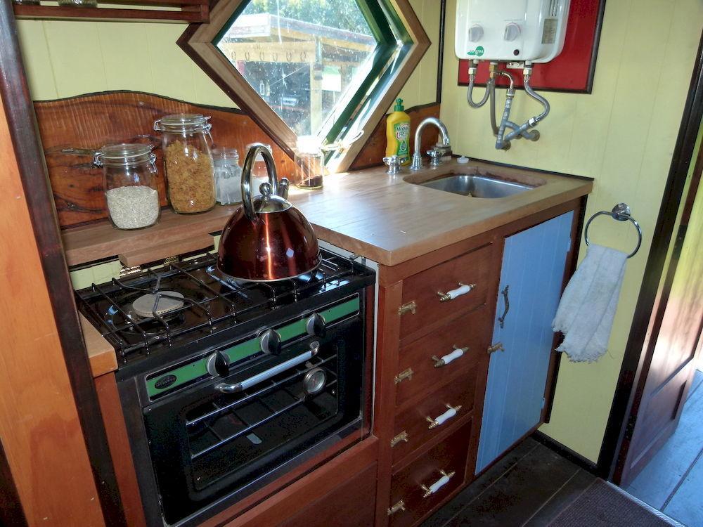 Wacky Stays - Unique Farm-Stay Glamping Rentals, Free Animal Feeding Tours Kaikoura Dış mekan fotoğraf